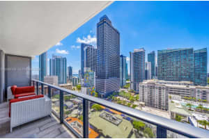 55 Sw 9th St 1804, Miami