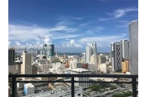 90 Sw 3rd St 3204, Miami