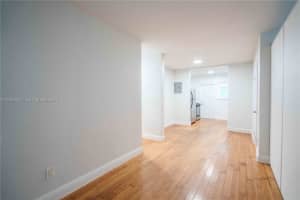 7325 Carlyle Ave 8, Miami Beach
