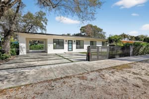53 Nw 68th St 0, Miami