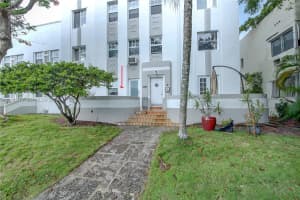 2463 Pine Tree Dr 3, Miami Beach