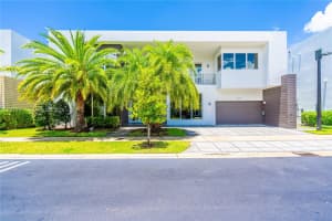 10267 Nw 75th Ter, Doral
