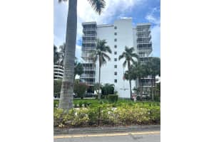 150 Ocean Lane Dr 2a, Key Biscayne