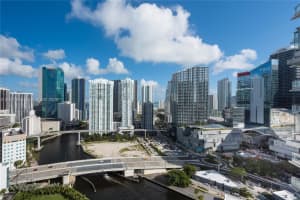92 Sw 3rd Street 2812, Miami 92 Sw 3rd Street 2812, Miami