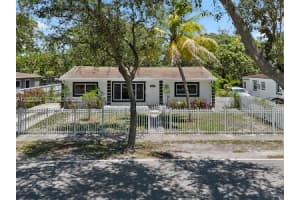 1075 Nw 127th St, North Miami