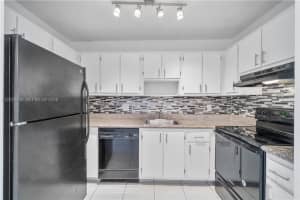 3266 Nw 104th Ave 3266, Coral Springs 3266 Nw 104th Ave 3266, Coral Springs