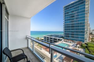 6801 Collins Ave 714 (door 704), Miami Beach