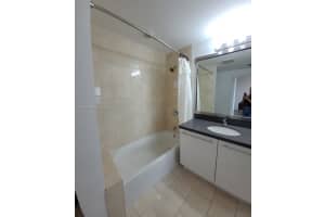 90 Sw 3rd Street 2208, Miami 90 Sw 3rd Street 2208, Miami