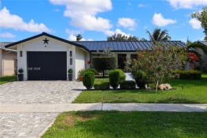 9330 Nw 43rd St, Sunrise 9330 Nw 43rd St, Sunrise