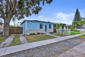2220 Hope St, Hollywood