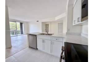 6851 Sw 44th St 207, Miami 6851 Sw 44th St 207, Miami