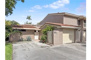 500 Bonnie Brae Way 17, Hollywood