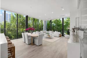 1525 Bay Rd, Miami Beach