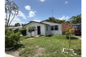 2711 Dewey St, Hollywood