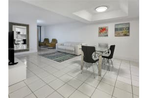 9735 Nw 52nd St 209, Doral