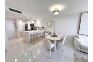 2899 Collins Ave 1037, Miami Beach