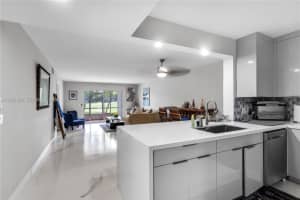 900 Sw 128th Avenue 105d, Pembroke Pines 900 Sw 128th Avenue 105d, Pembroke Pines
