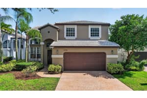 15782 Nw 10th St, Pembroke Pines