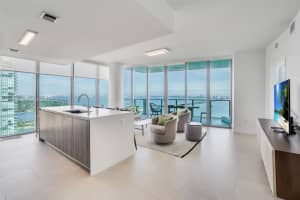 2900 Ne 7th Ave 3702, Miami