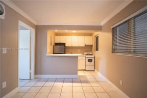 1014 Salzedo St 101, Coral Gables 1014 Salzedo St 101, Coral Gables