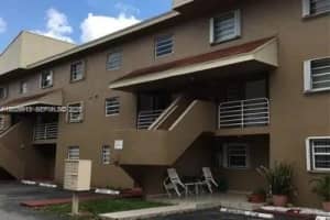 2778 W 60th St 45, Hialeah