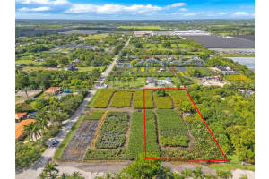 198 Thavenue Sw 208 Street, Miami