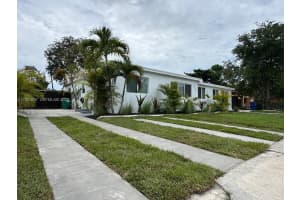 15615 Ne 5th Ct B, Miami 15615 Ne 5th Ct B, Miami