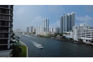400 Leslie Dr 1124, Hallandale Beach