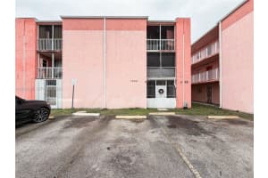 19761 Sw 114th Avenue 338, Miami