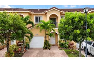 16590 Sw 70th Street, Miami 16590 Sw 70th Street, Miami