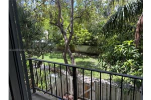 1655 Ne 115th Street 29b, Miami