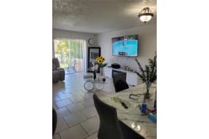 18101 Nw 68th Ave E105, Hialeah