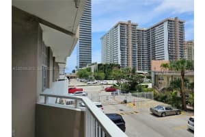 , Hallandale Beach