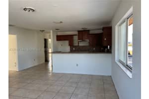 7012 Nw 6th Ct 7012, Miami