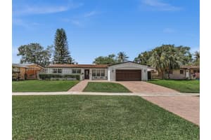 8740 Pasadena Boulevard, Pembroke Pines