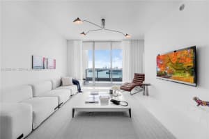 900 Biscayne Boulevard 2302, Miami