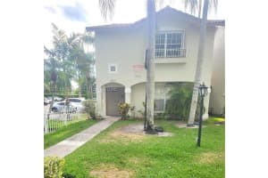 10877 Nw 8th Street, Pembroke Pines