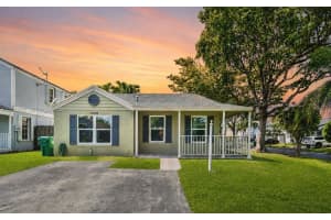 10003 Sw 223rd Terrace, Cutler Bay