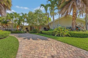 8021 Sw 162nd Street, Palmetto Bay 8021 Sw 162nd Street, Palmetto Bay