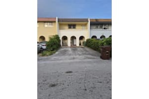 6945 W 2nd Way, Hialeah 6945 W 2nd Way, Hialeah