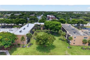 8415 Sw 107th Avenue 240w, Miami 8415 Sw 107th Avenue 240w, Miami