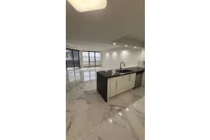 1901 Brickell Avenue B2003, Miami