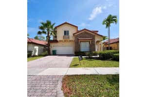 8836 Sw 221 Terrace, Miami