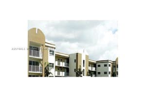 7713 Sw 88 St A211, Miami