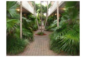 911 Meridian Av 102, Miami Beach