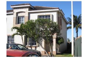 8366 Nw 10 St 1b, Miami