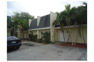 611 Sw 1 Ct 611, Boynton Beach