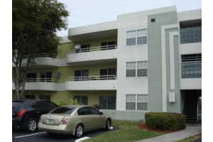 10765 Sw 108 Av 305, Miami