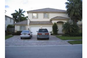 6901 Nw 111 Av, Miami