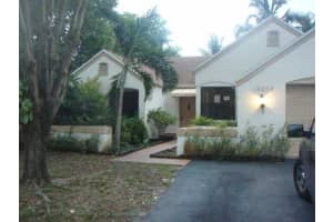 19233 Nw 80 Ct, Miami 19233 Nw 80 Ct, Miami